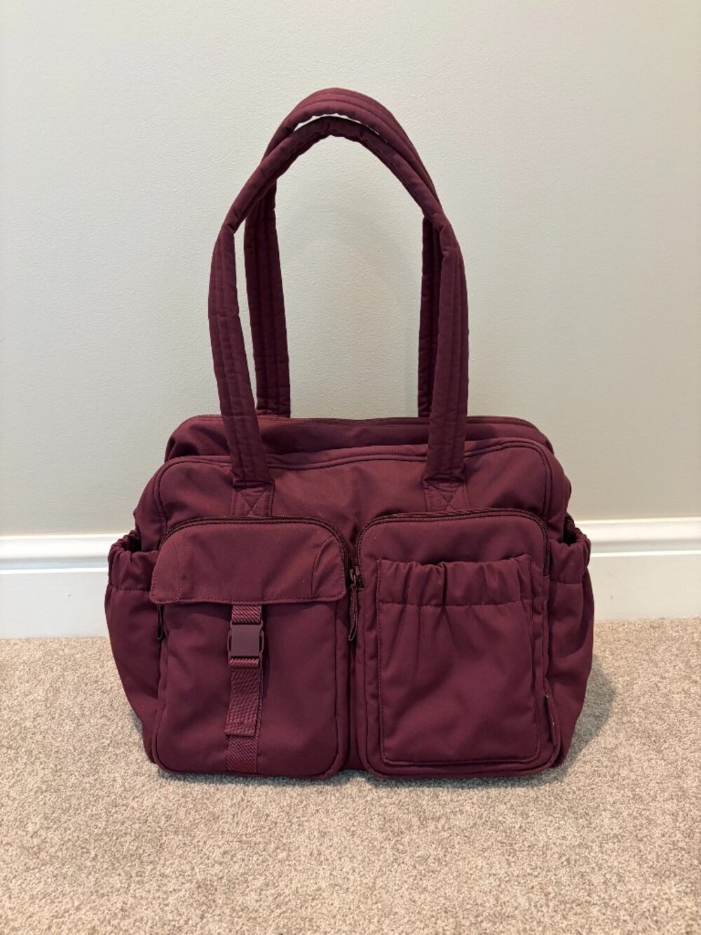 Vera Bradley Utility Overnight ToteBag EUC Burgundy HTF
